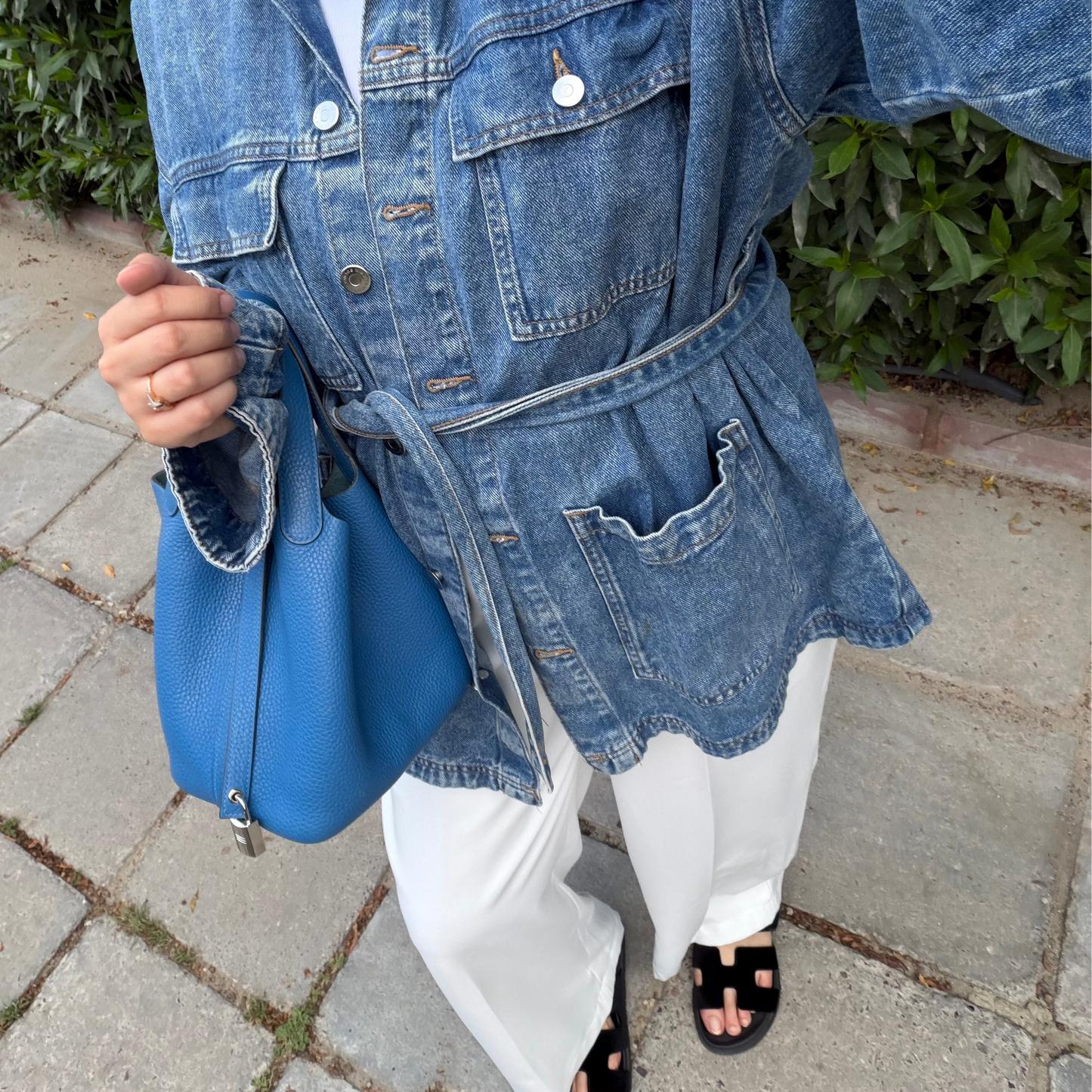 MAMA white trousers